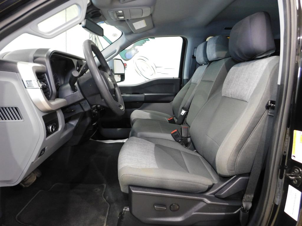 Used 2023 Ford F250 XLT image 33
