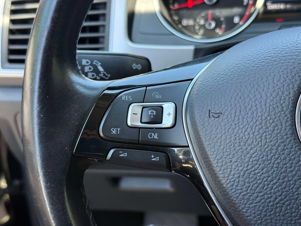 Used 2018 Volkswagen Atlas SE AWD/4WD image 33