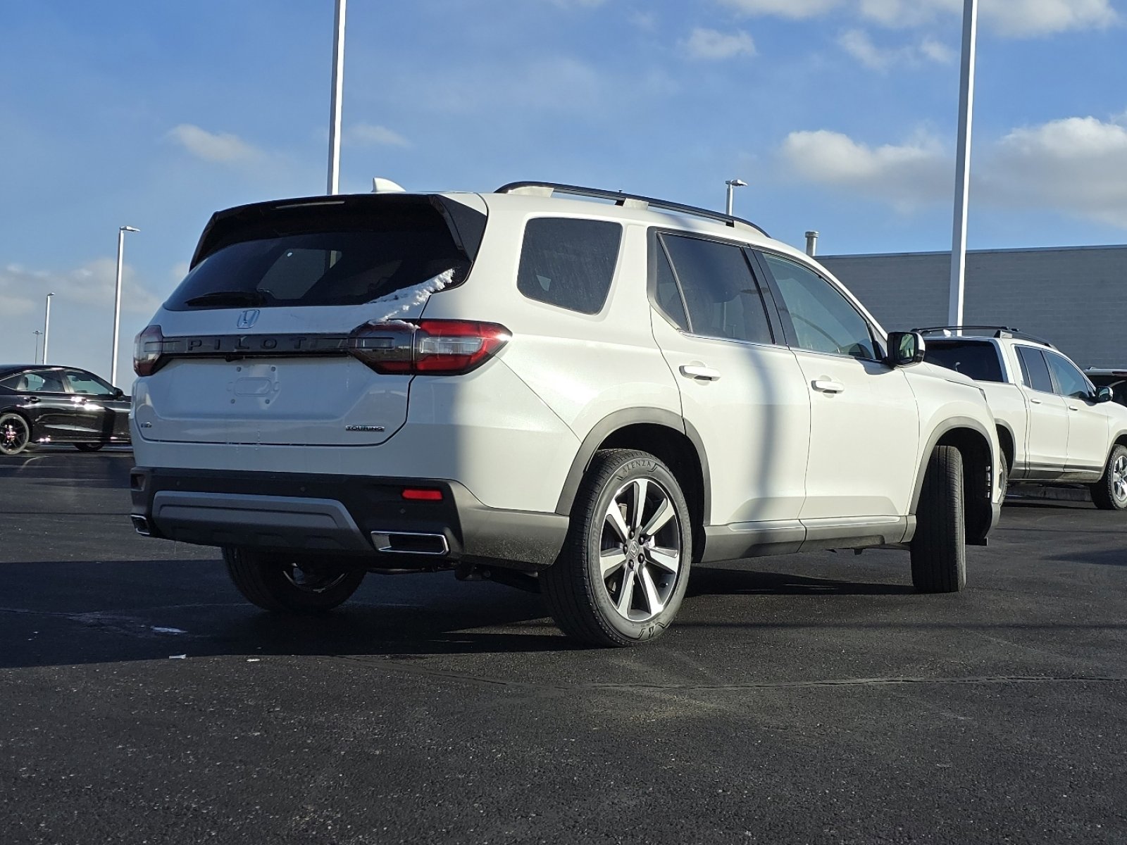New 2025 Honda Pilot Touring image 21