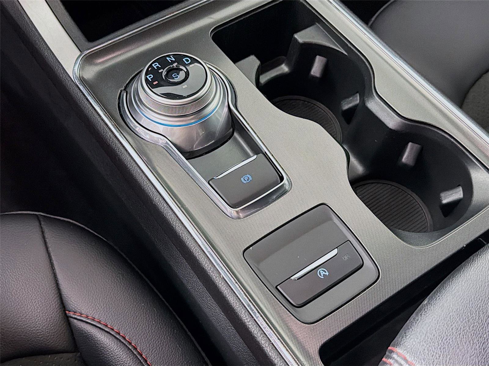 Used 2024 Ford Edge ST-Line image 17