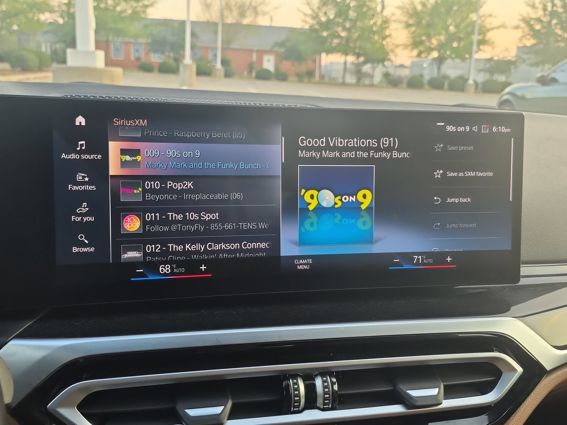 Used 2023 BMW i4 eDrive40 w/ M Sport Package RWD image 23