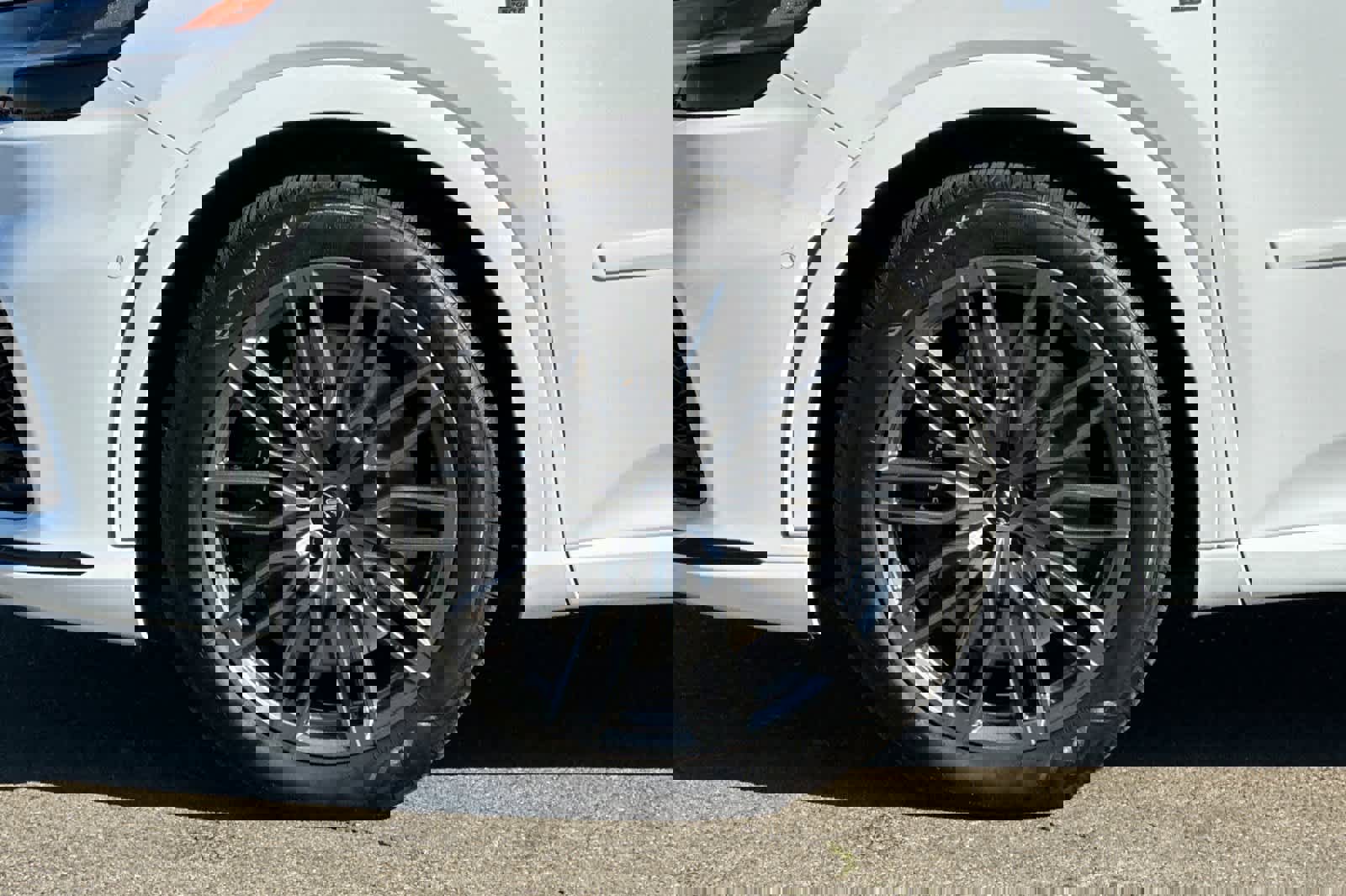 Used 2023 Lexus RX 500h F Sport image 31