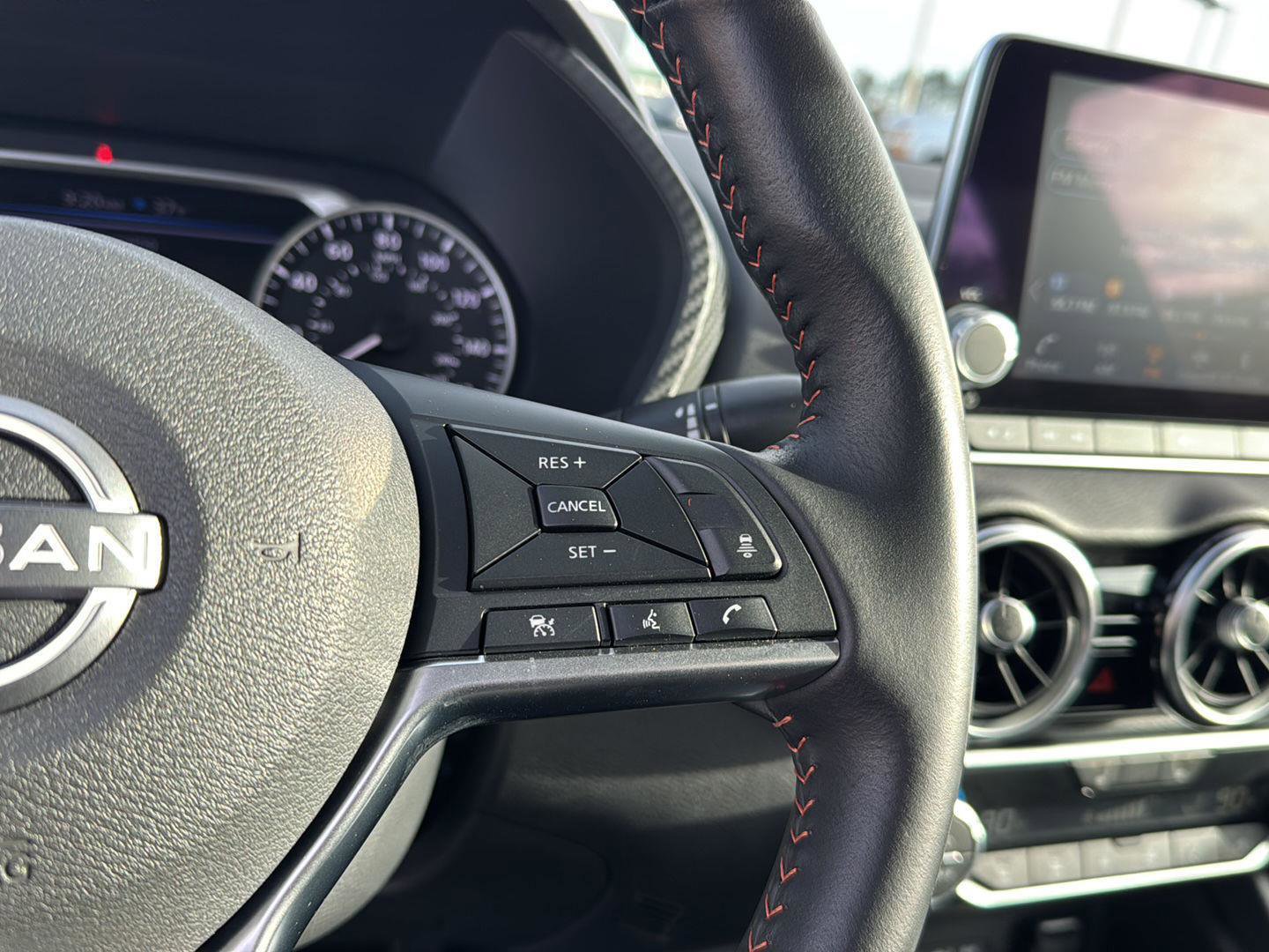 Used 2024 Nissan Sentra SR image 19