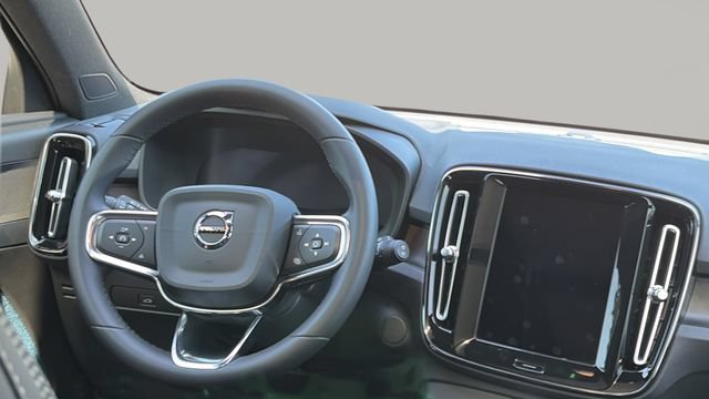 Certified 2023 Volvo XC40 Recharge Plus AWD/4WD image 16