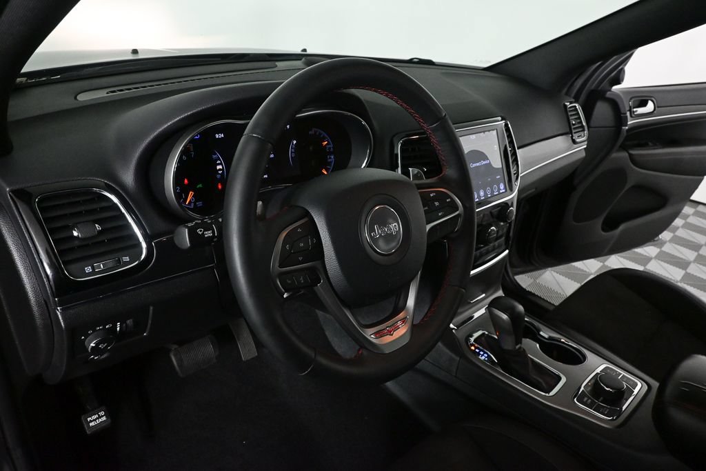 Used 2020 Jeep Grand Cherokee Trailhawk AWD/4WD image 6