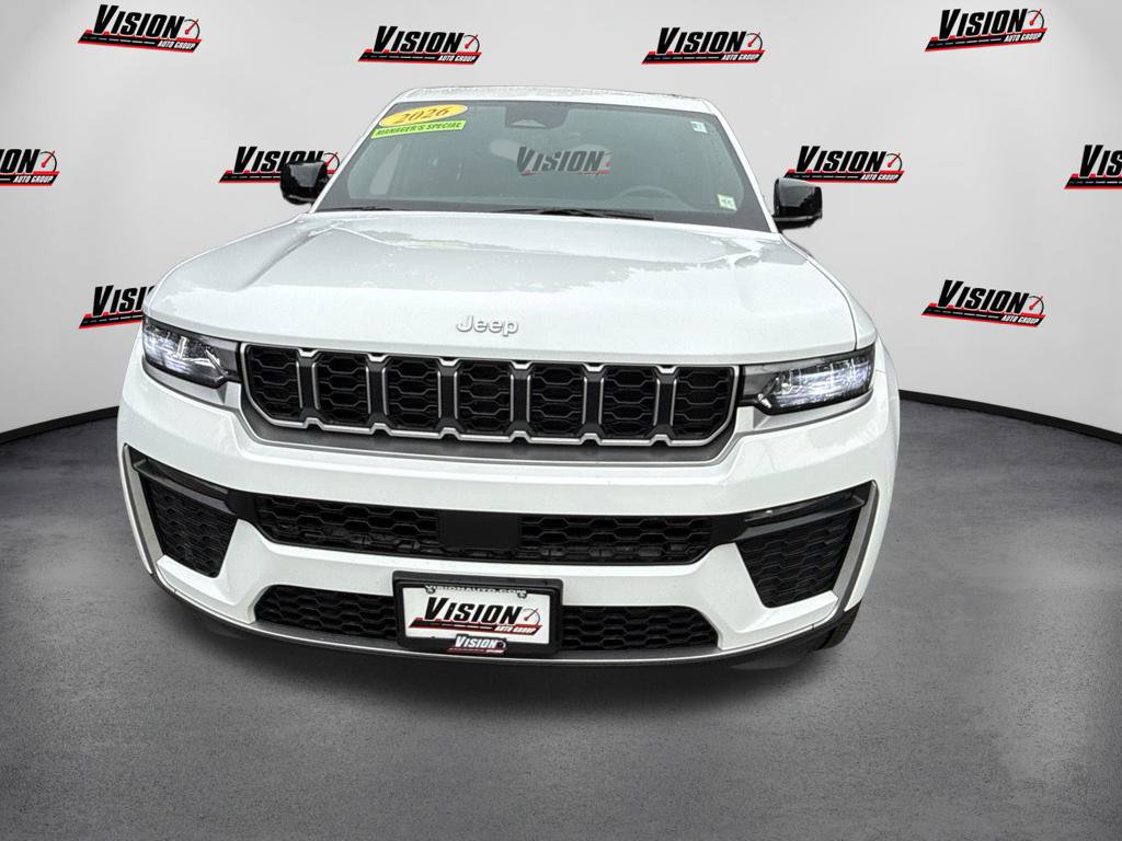 Used 2026 Jeep Grand Cherokee Limited AWD/4WD image 2