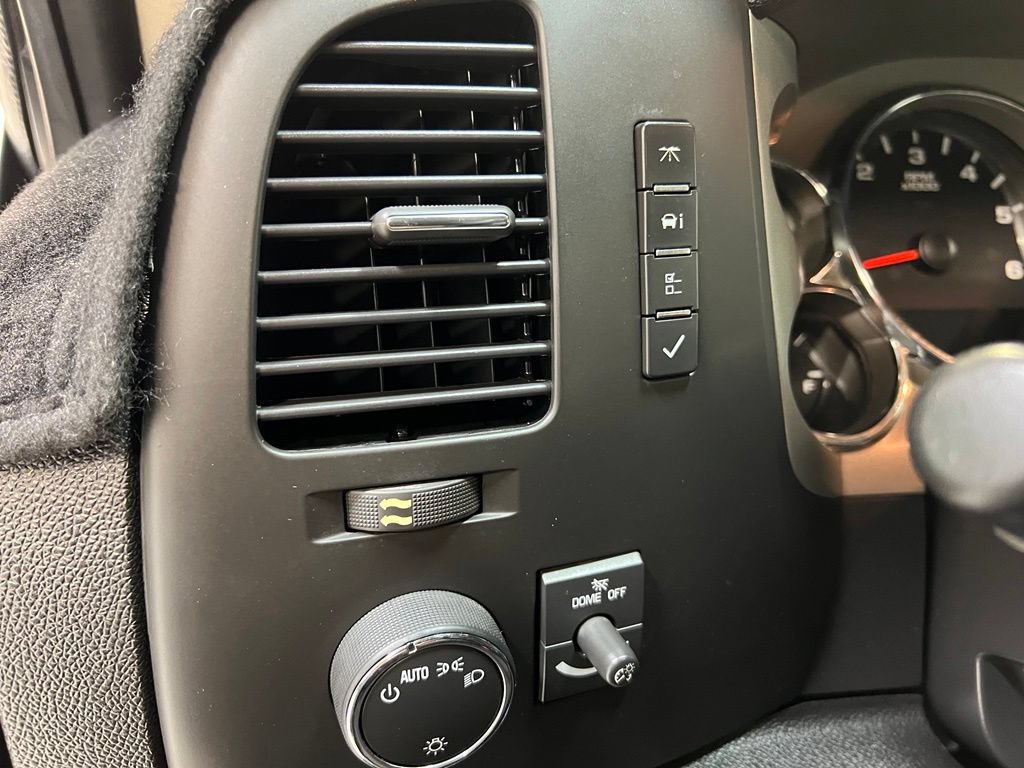 Used 2012 Chevrolet Silverado 1500 LT w/ All-Star Edition AWD/4WD image 17
