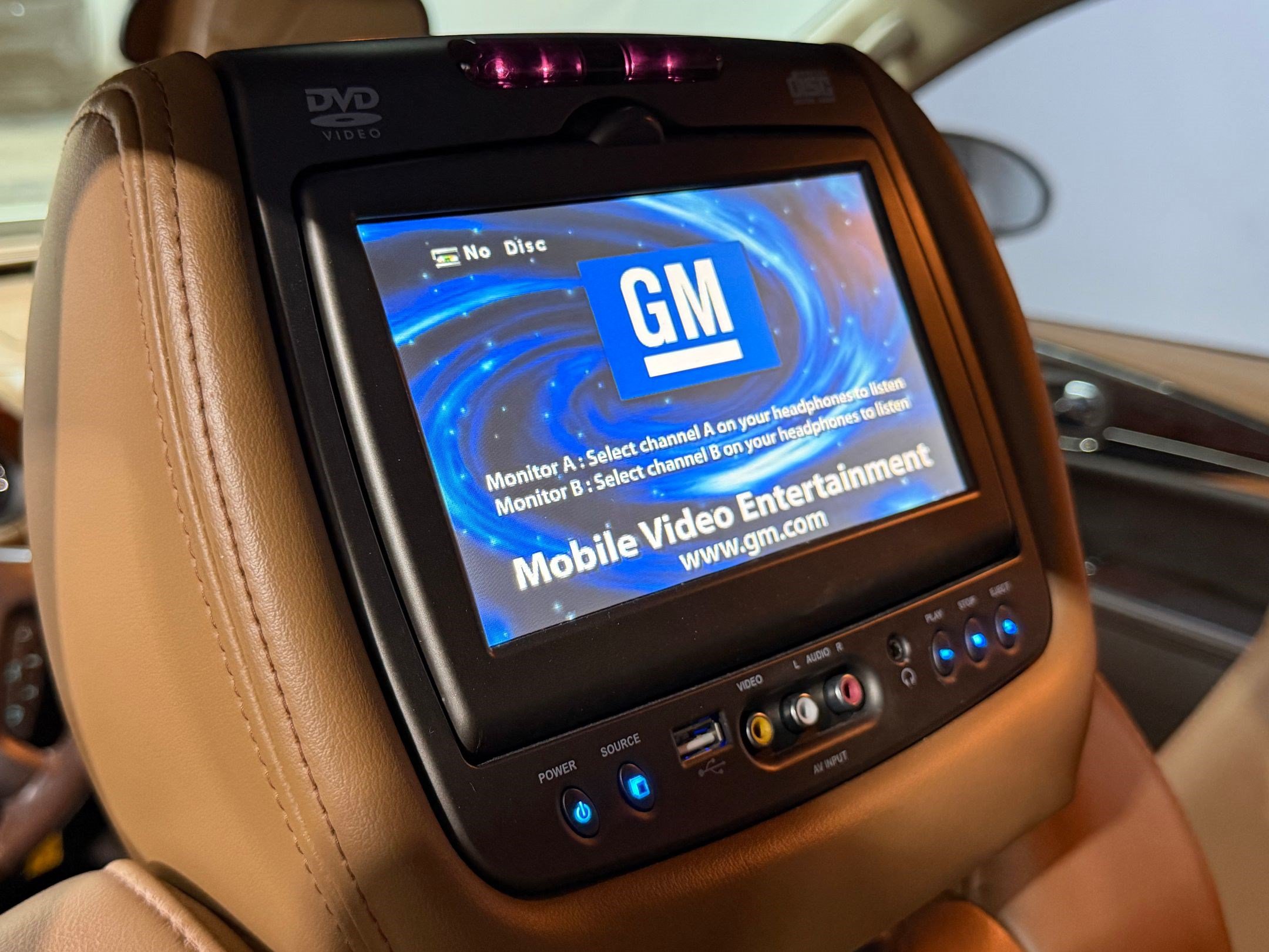 Used 2014 Buick Enclave Premium FWD image 18