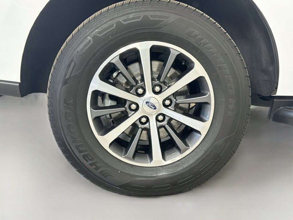 Used 2021 Ford Expedition XLT w/ Cargo Package RWD image 32
