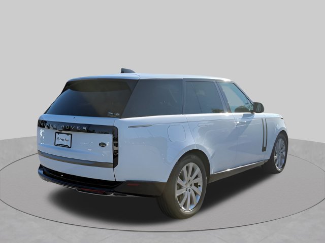 Used 2023 Land Rover Range Rover SE AWD/4WD image 5