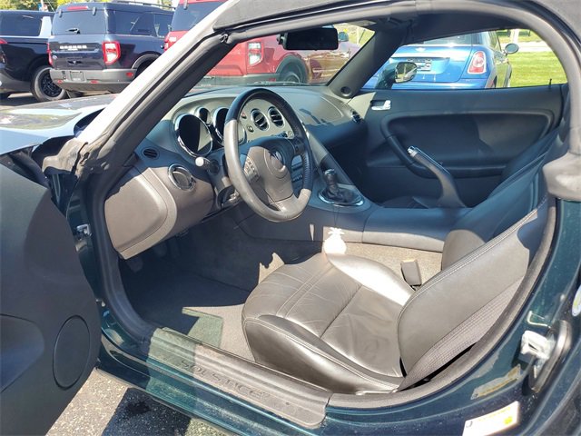 Used 2006 Pontiac Solstice Convertible w/ Premium Package image 8