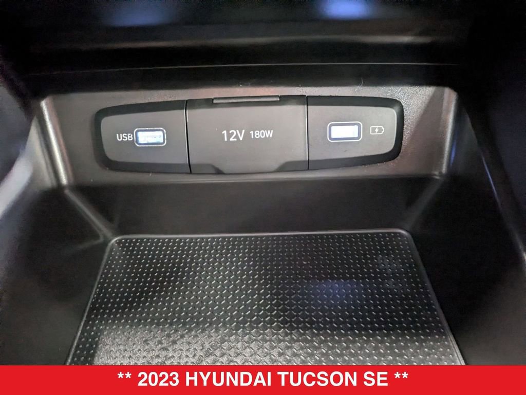 Used 2023 Hyundai Tucson SE image 26