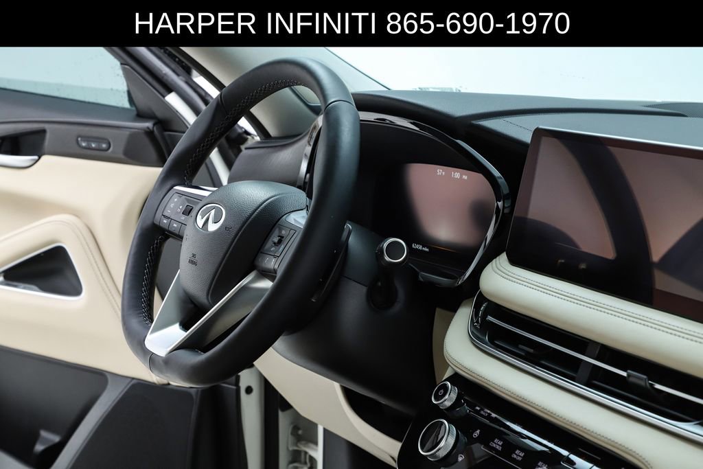 Used 2023 INFINITI QX60 Sensory w/ Vision Package AWD/4WD image 37