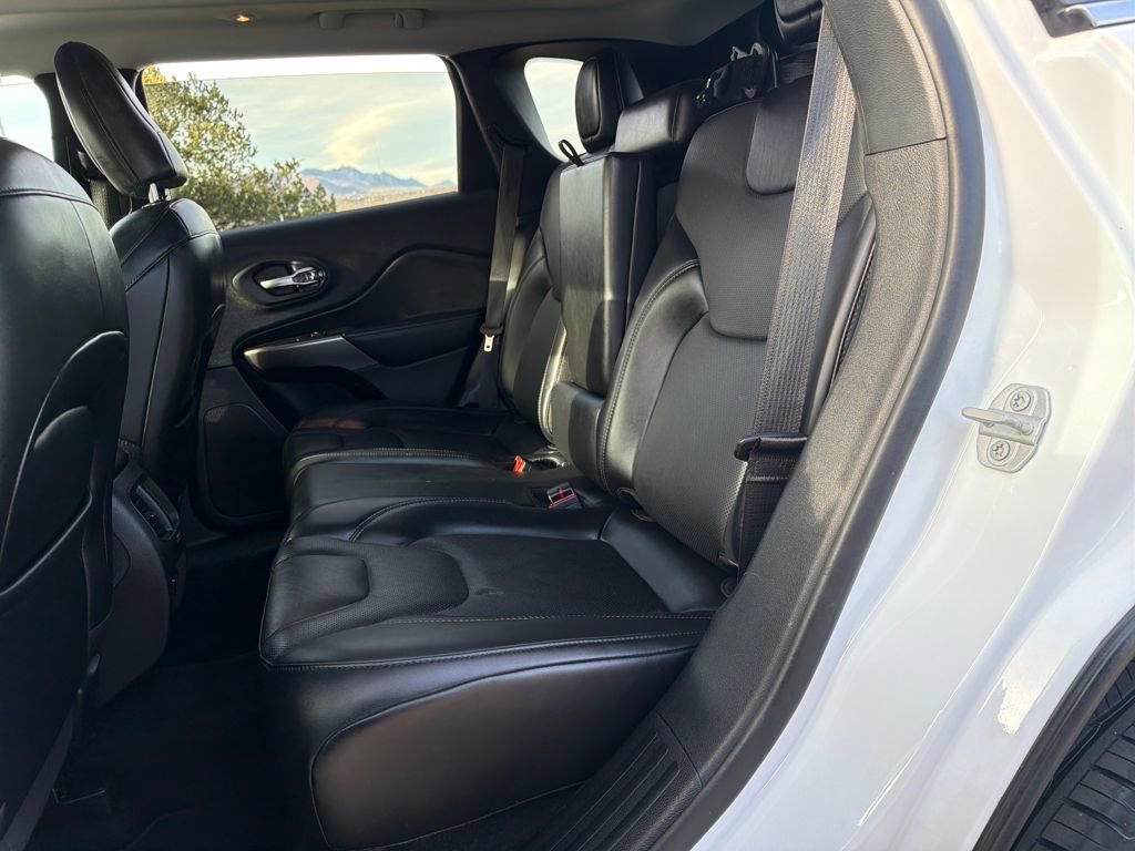 Used 2021 Jeep Cherokee Limited image 20