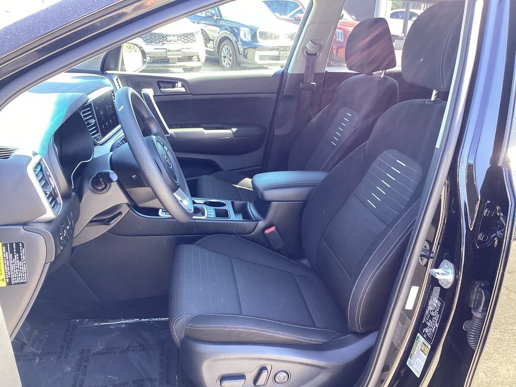 Certified 2022 Kia Sportage LX w/ LX AWD Value Edition Package image 15