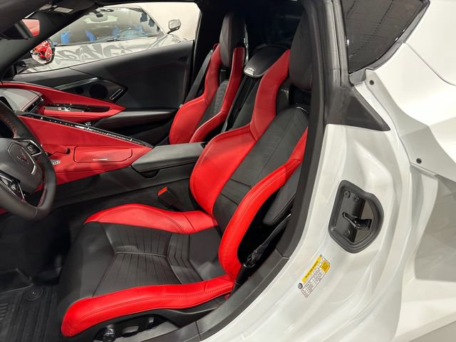 Used 2024 Chevrolet Corvette Stingray Preferred Cpe w/ Z51 Performance Package image 17