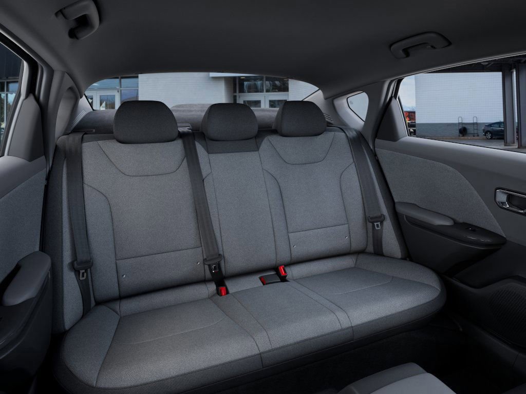 New 2025 Kia K4 LX image 16