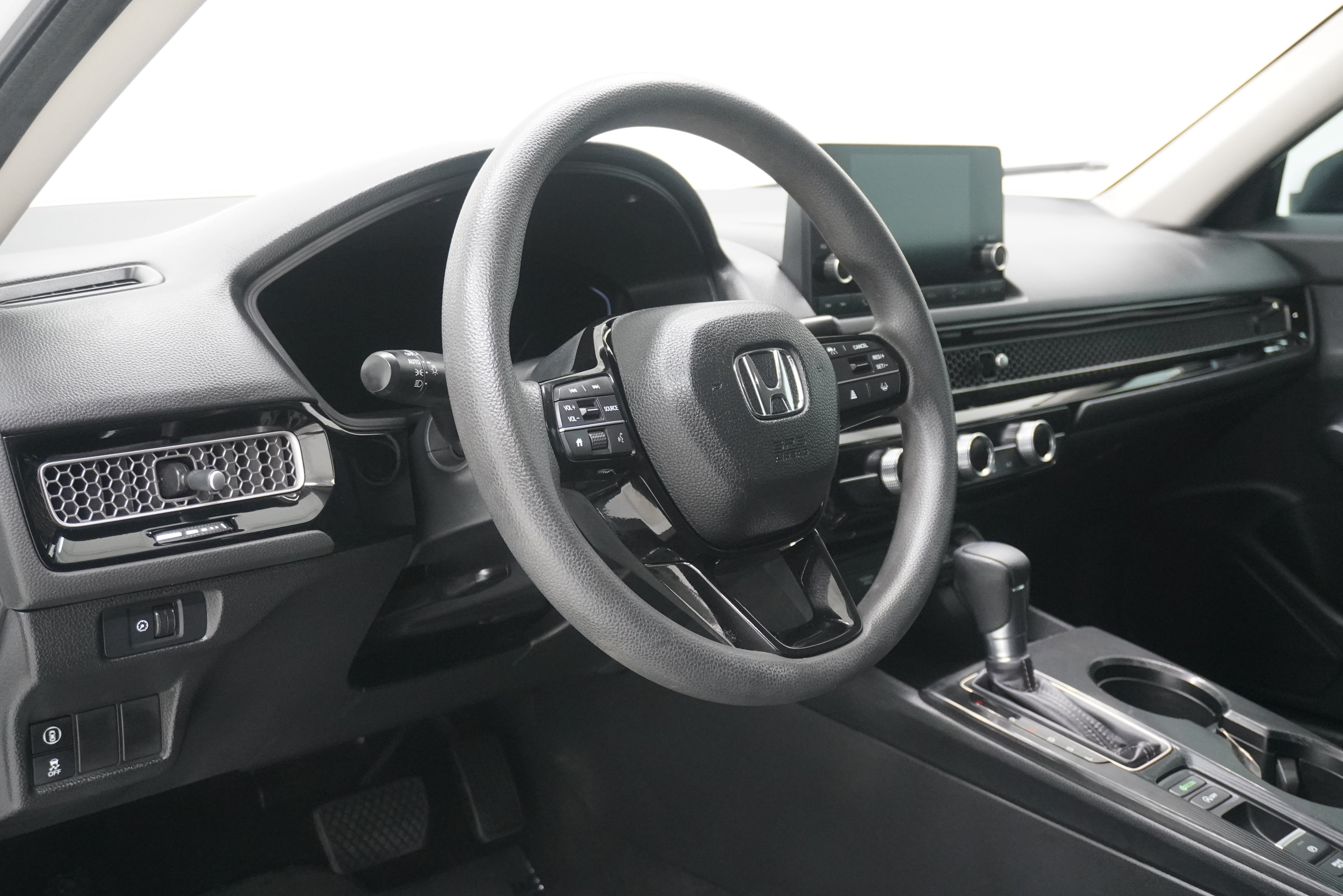 Used 2023 Honda Civic LX image 10