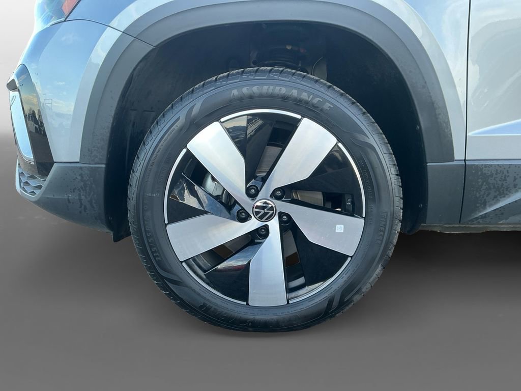 Used 2024 Volkswagen Taos S image 14
