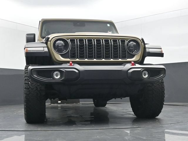 Used 2025 Jeep Wrangler Unlimited Rubicon AWD/4WD image 46