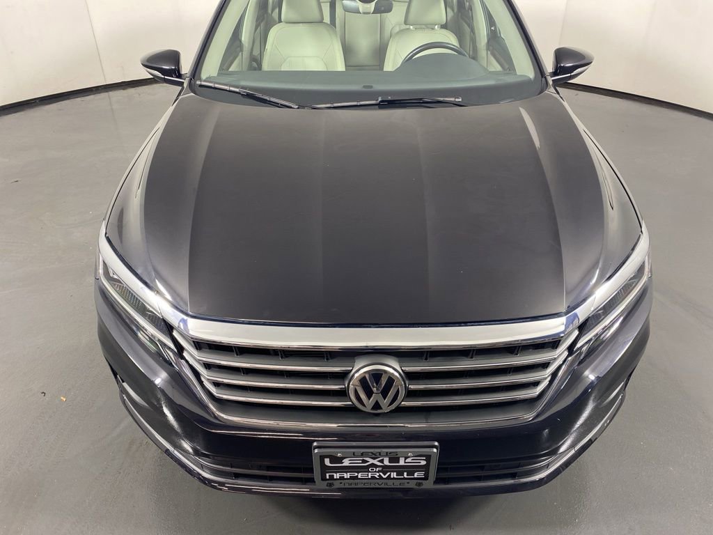Used 2020 Volkswagen Passat 2.0T SEL image 6