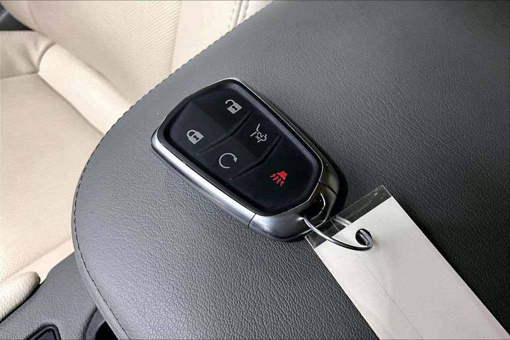 Used 2024 Cadillac XT6 Premium Luxury w/ Technology Package FWD image 12