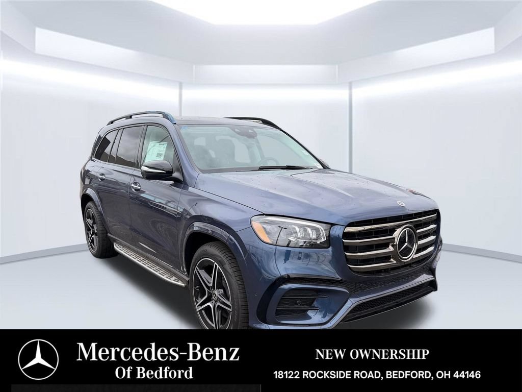 New 2026 Mercedes-Benz GLS 450 4MATIC image 3