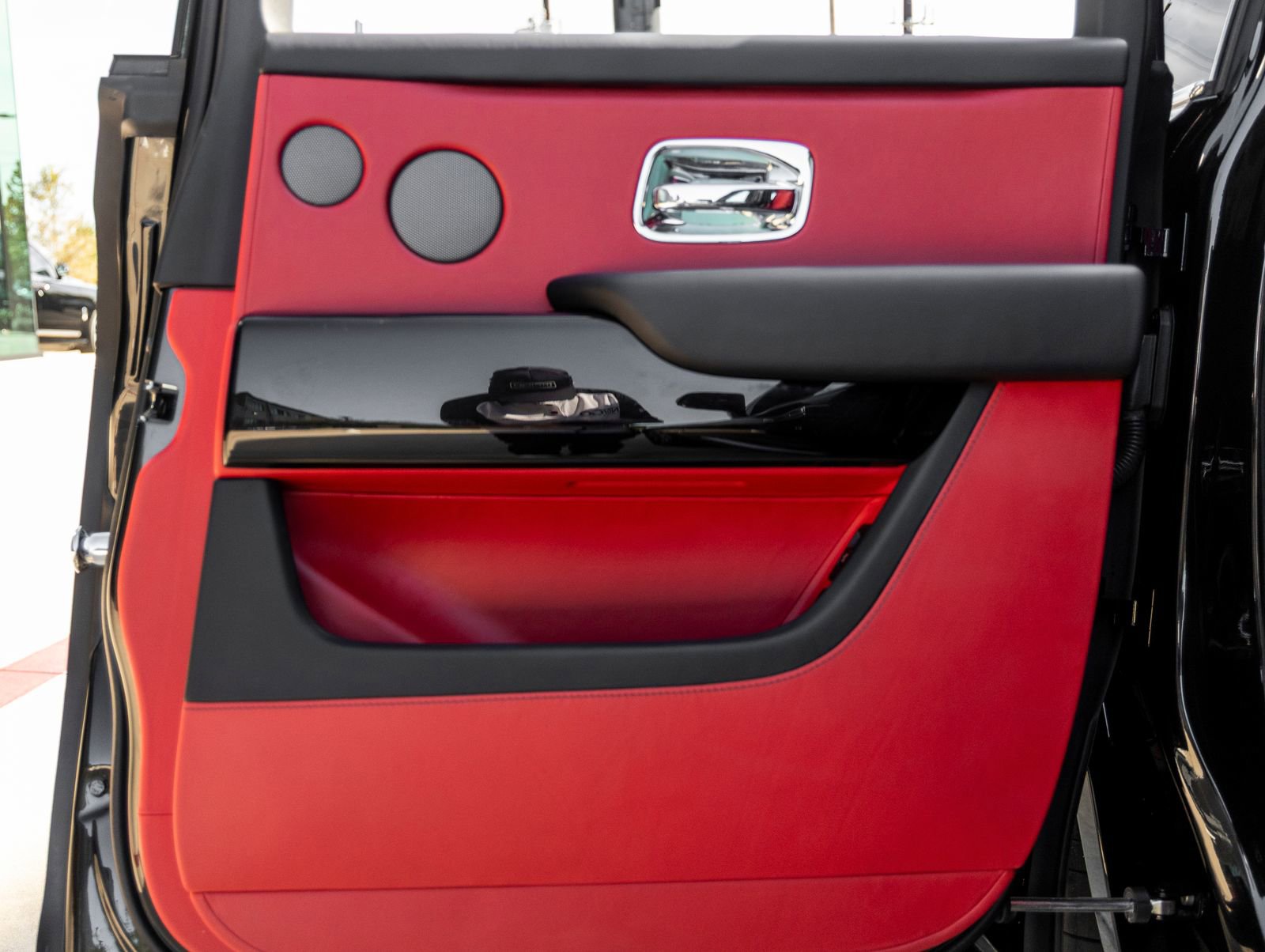 Certified 2023 Rolls-Royce Cullinan image 42