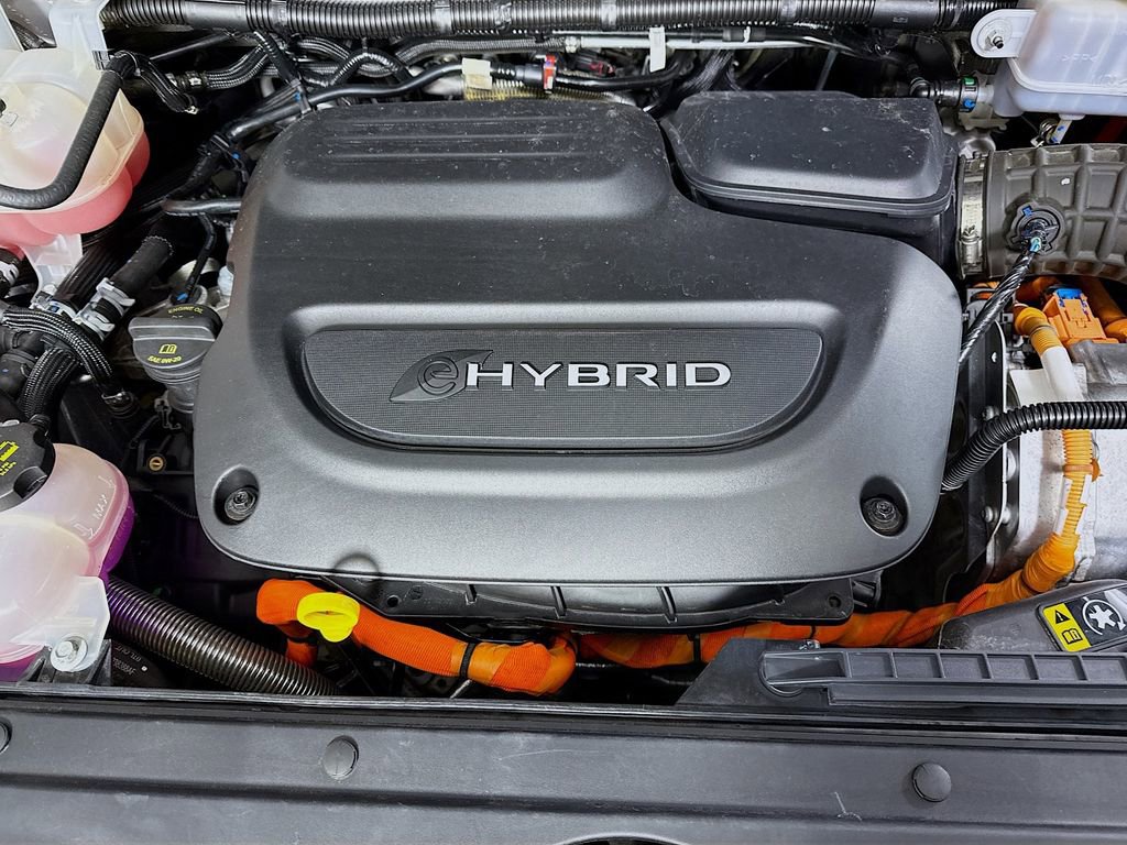 Used 2023 Chrysler Pacifica Touring-L w/ S Appearance Package image 36