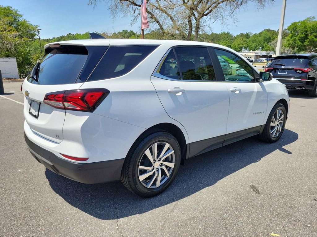 Used 2022 Chevrolet Equinox LT image 4