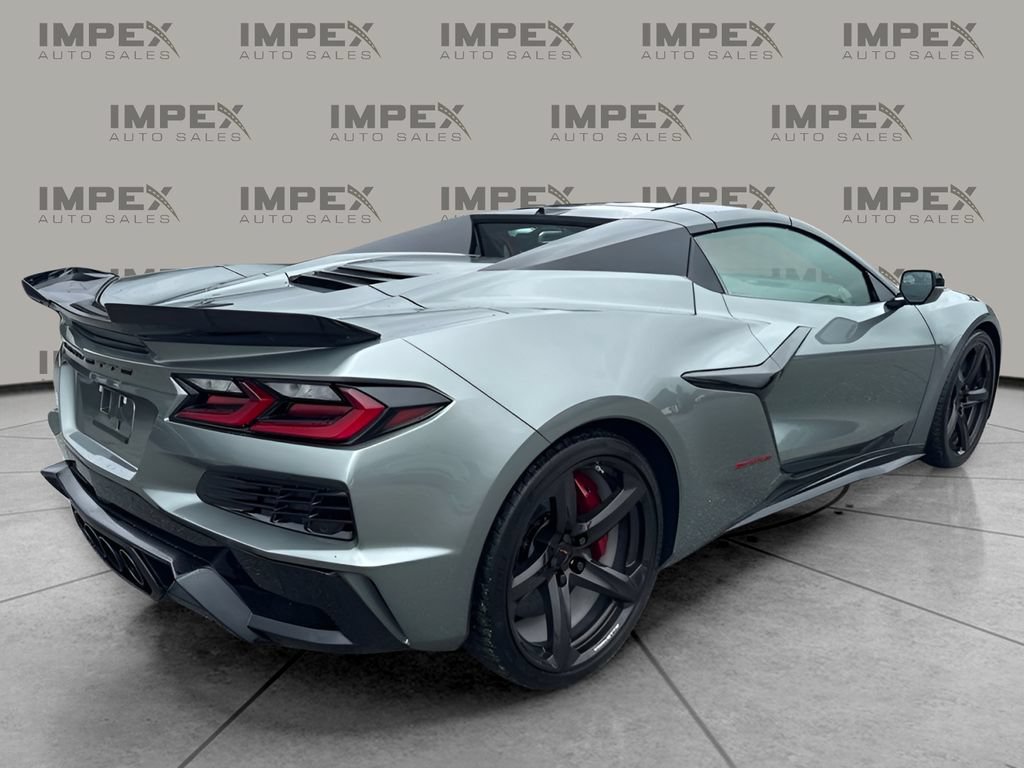 Used 2023 Chevrolet Corvette Z06 w/ Stealth Interior Trim Package RWD image 6