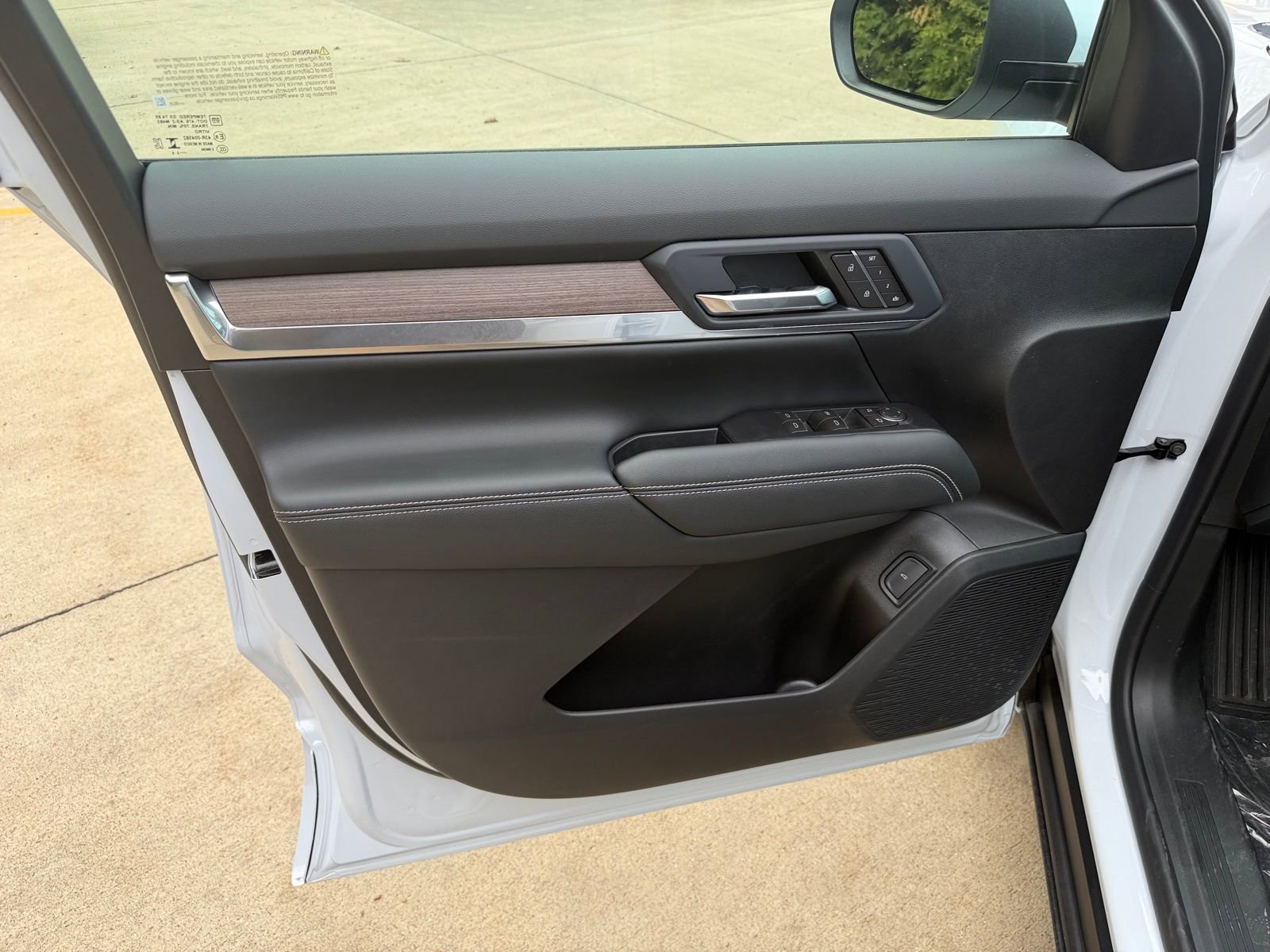 New 2026 GMC Terrain Denali AWD/4WD image 9