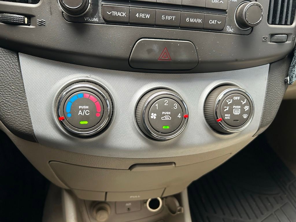 Used 2008 Hyundai Elantra GLS FWD image 24