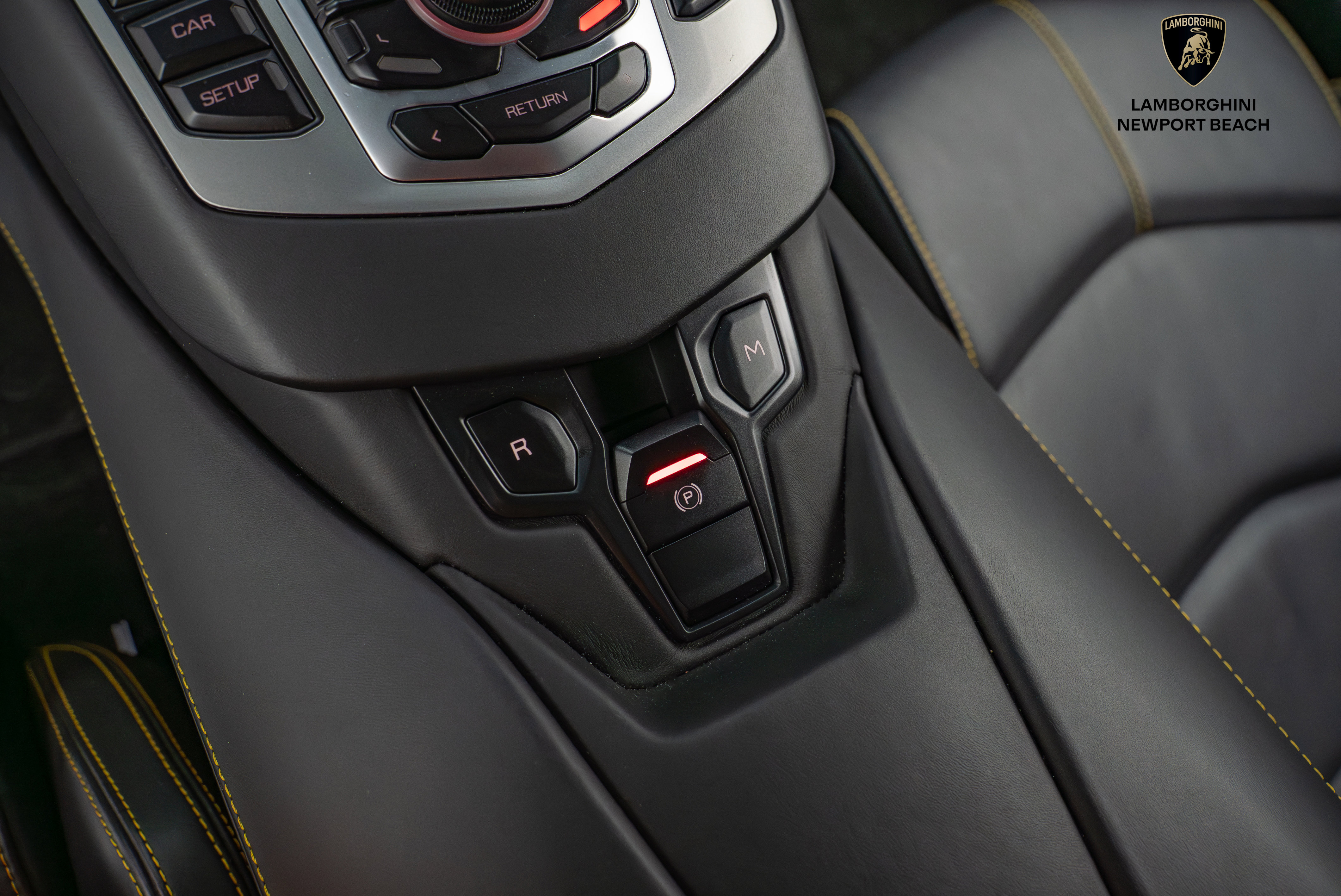 Used 2014 Lamborghini Aventador LP 700-4 image 36