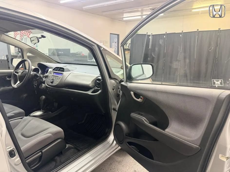 Used 2012 Honda Fit image 17
