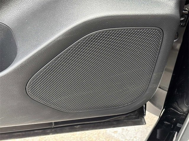 Certified 2023 Nissan Rogue SV image 19