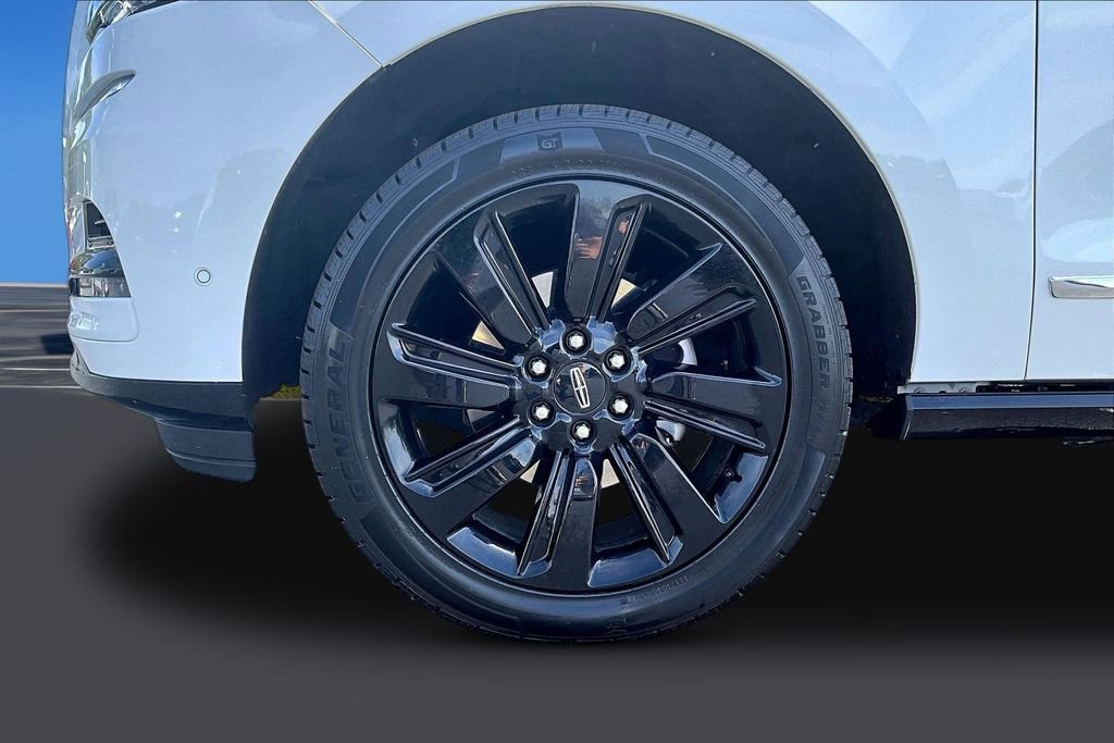 Used 2024 Lincoln Navigator L Reserve AWD/4WD image 37