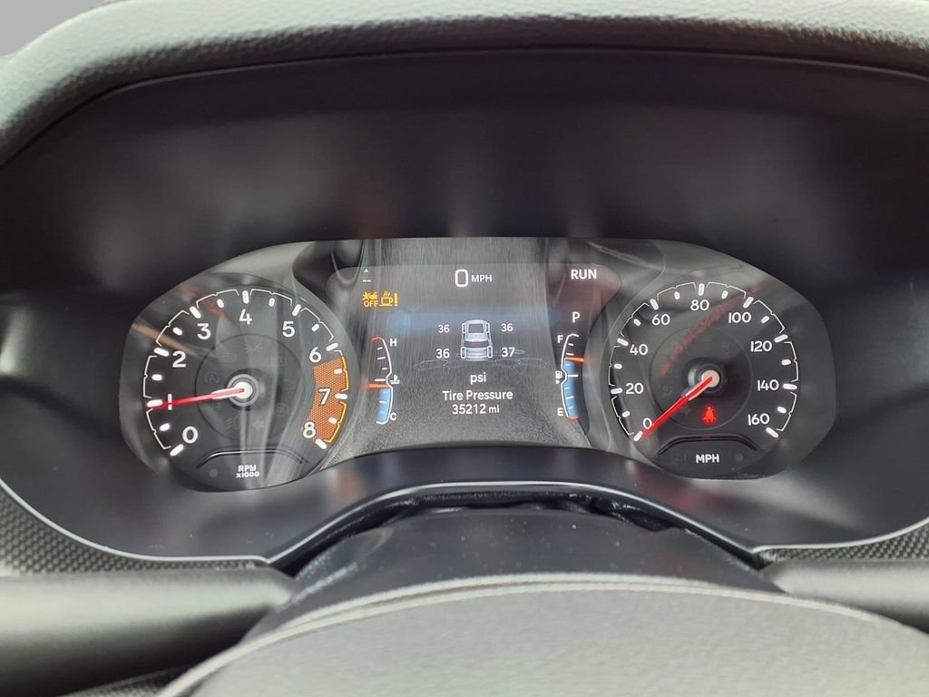 Used 2025 Jeep Compass Trailhawk AWD/4WD image 16