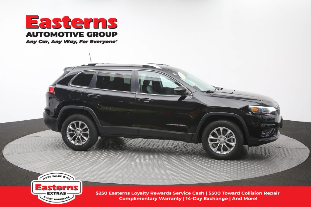 Used 2021 Jeep Cherokee Latitude Plus AWD/4WD image 47