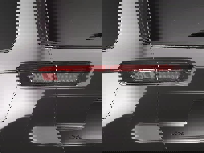 New 2025 Jeep Grand Cherokee L Limited w/ Black Appearance Package image 12