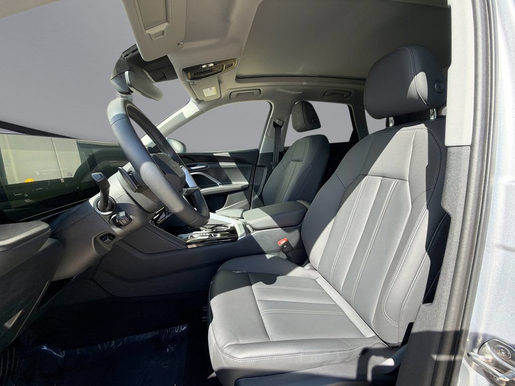 Used 2025 Audi Q5 Premium AWD/4WD image 30