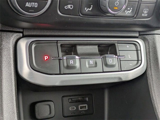 Used 2023 GMC Acadia SLE w/ Driver Convenience Package image 25