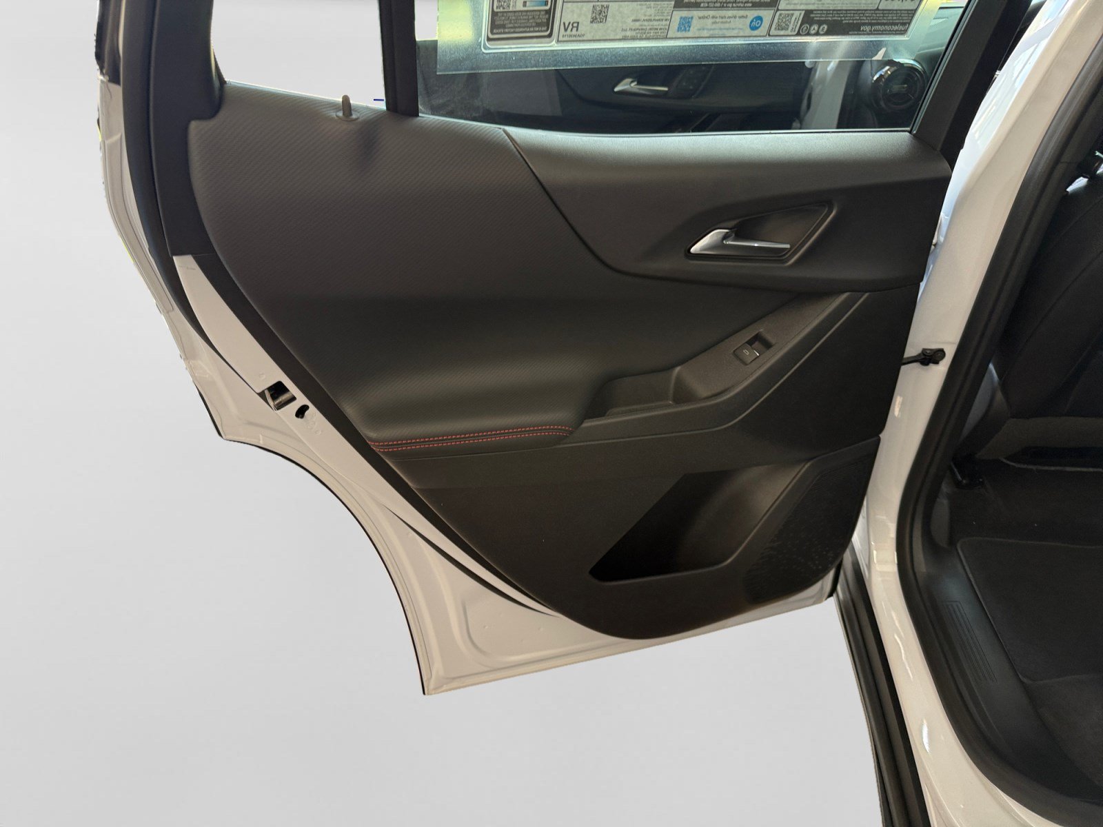 New 2027 Chevrolet Equinox RS w/ Safety and Technology Package FWD image 20