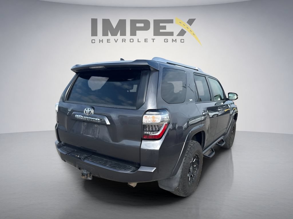 Used 2018 Toyota 4Runner SR5 Premium AWD/4WD image 4