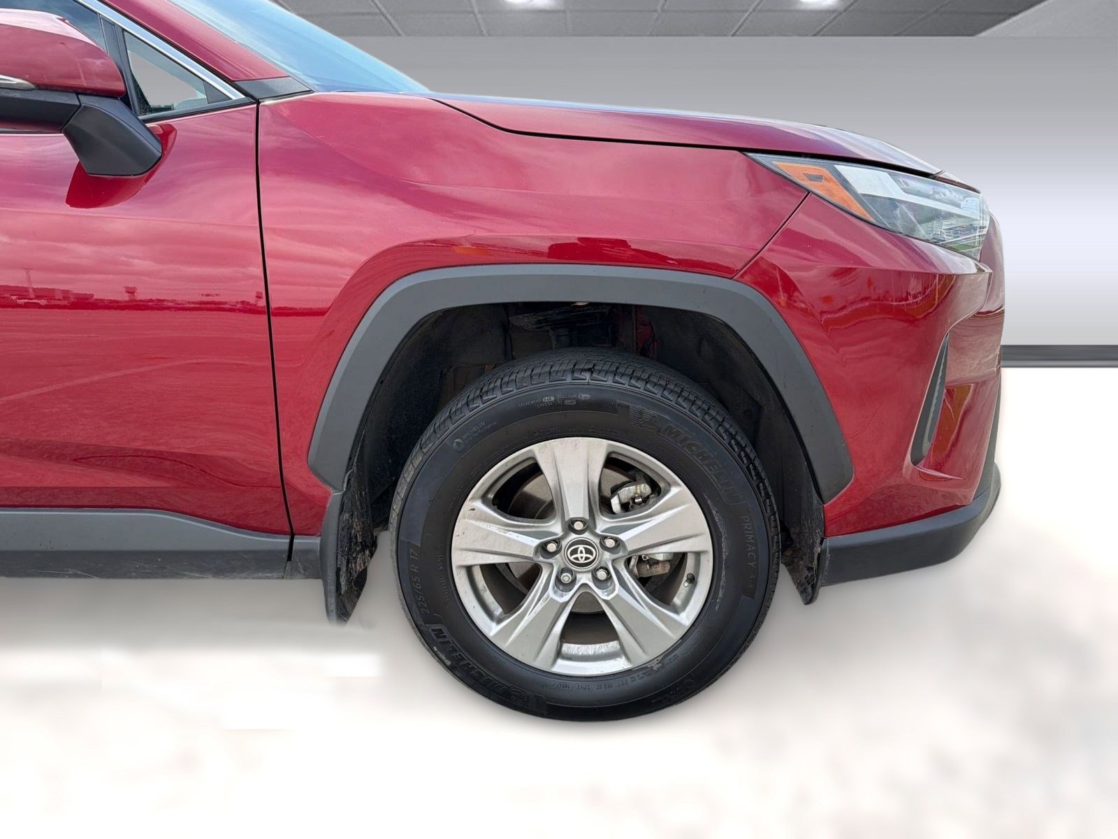 Used 2024 Toyota RAV4 XLE w/ Convenience Package image 10