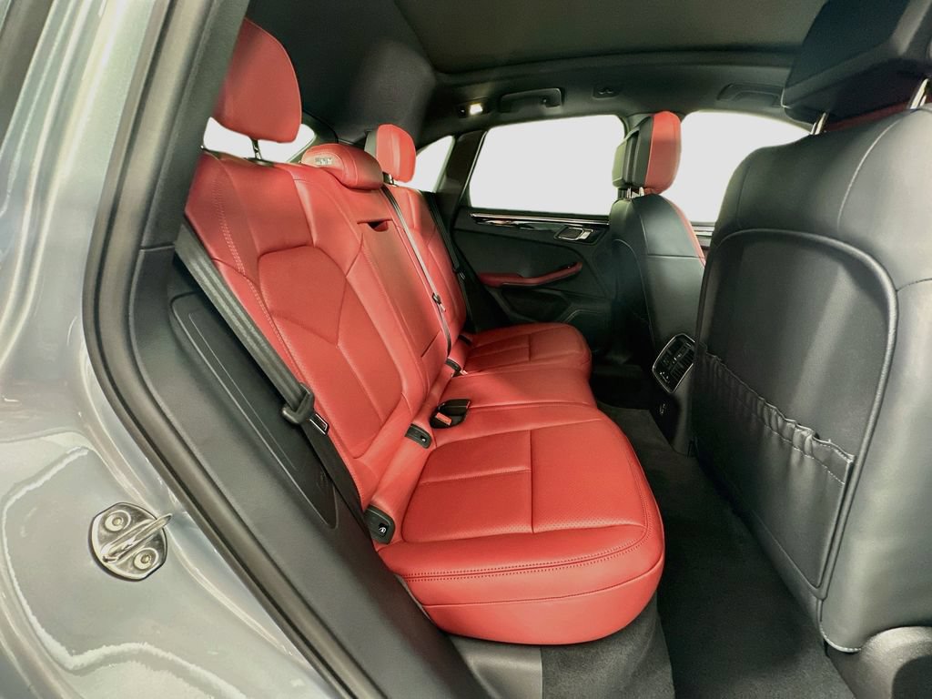 New 2026 Porsche Macan AWD/4WD image 29