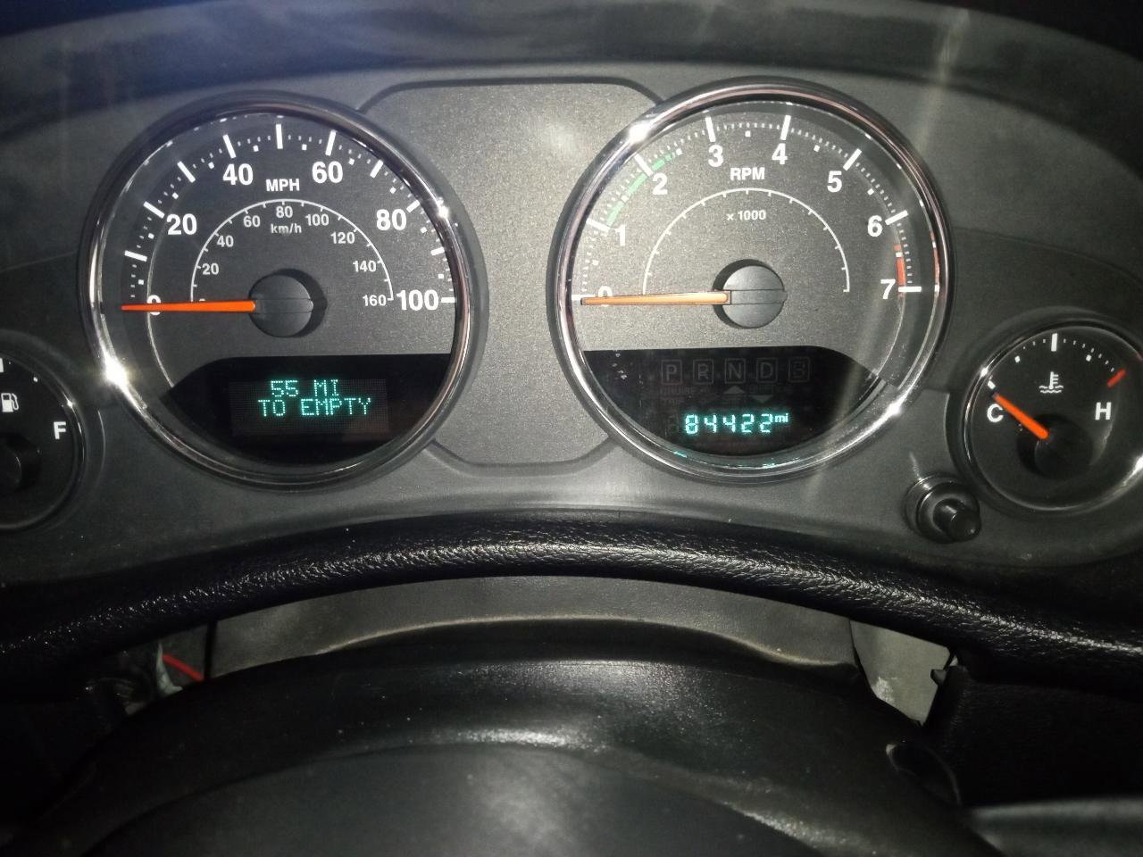 Used 2017 Jeep Wrangler Unlimited Sahara w/ Connectivity Group AWD/4WD image 6
