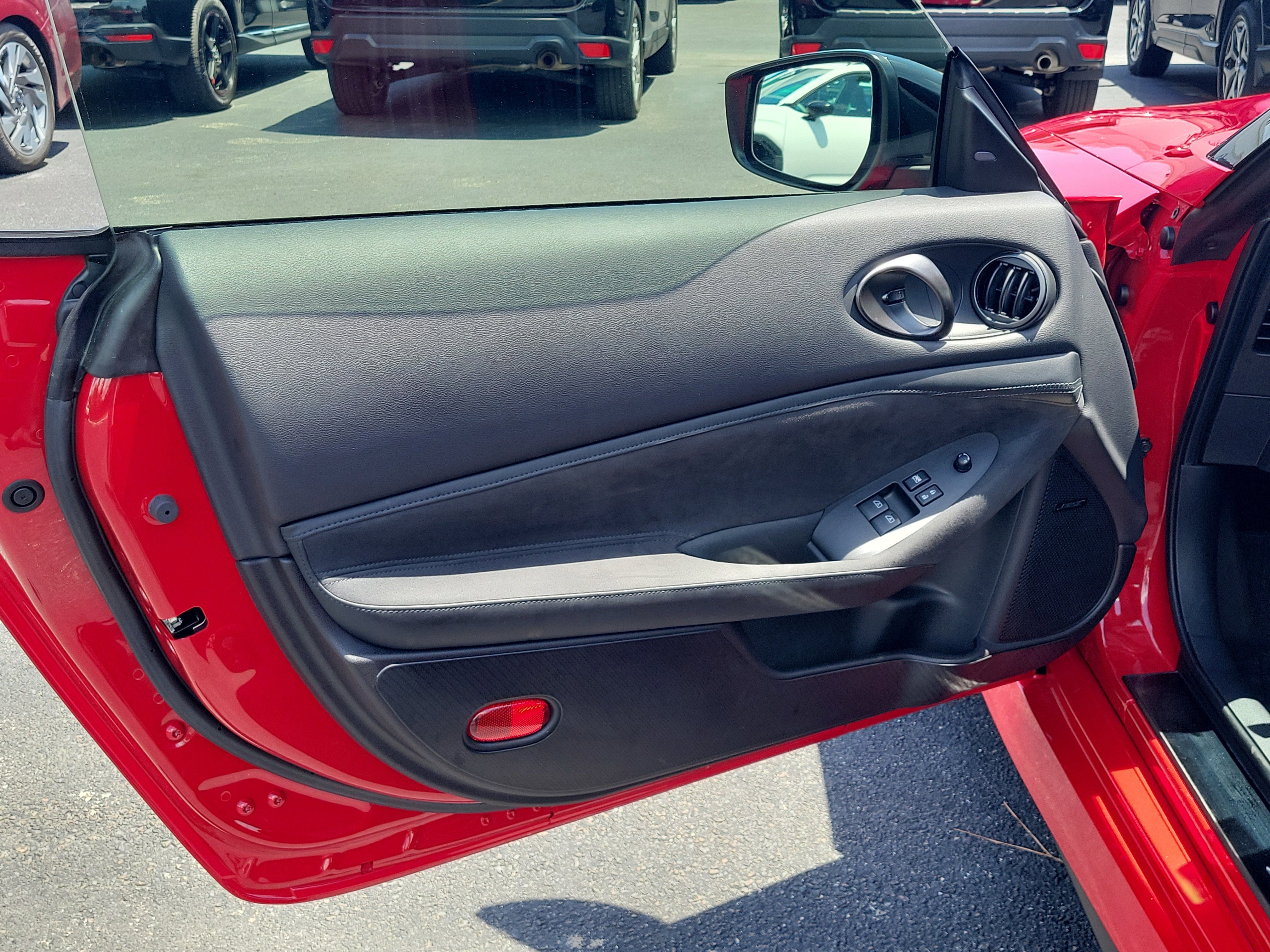 Used 2025 Nissan Z Performance w/ Floor Mat Package RWD image 12