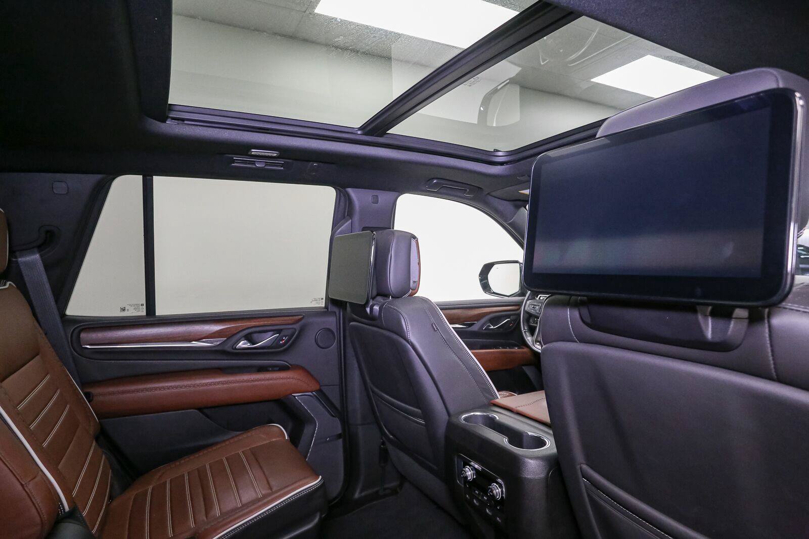 Used 2023 GMC Yukon Denali Ultimate AWD/4WD image 25