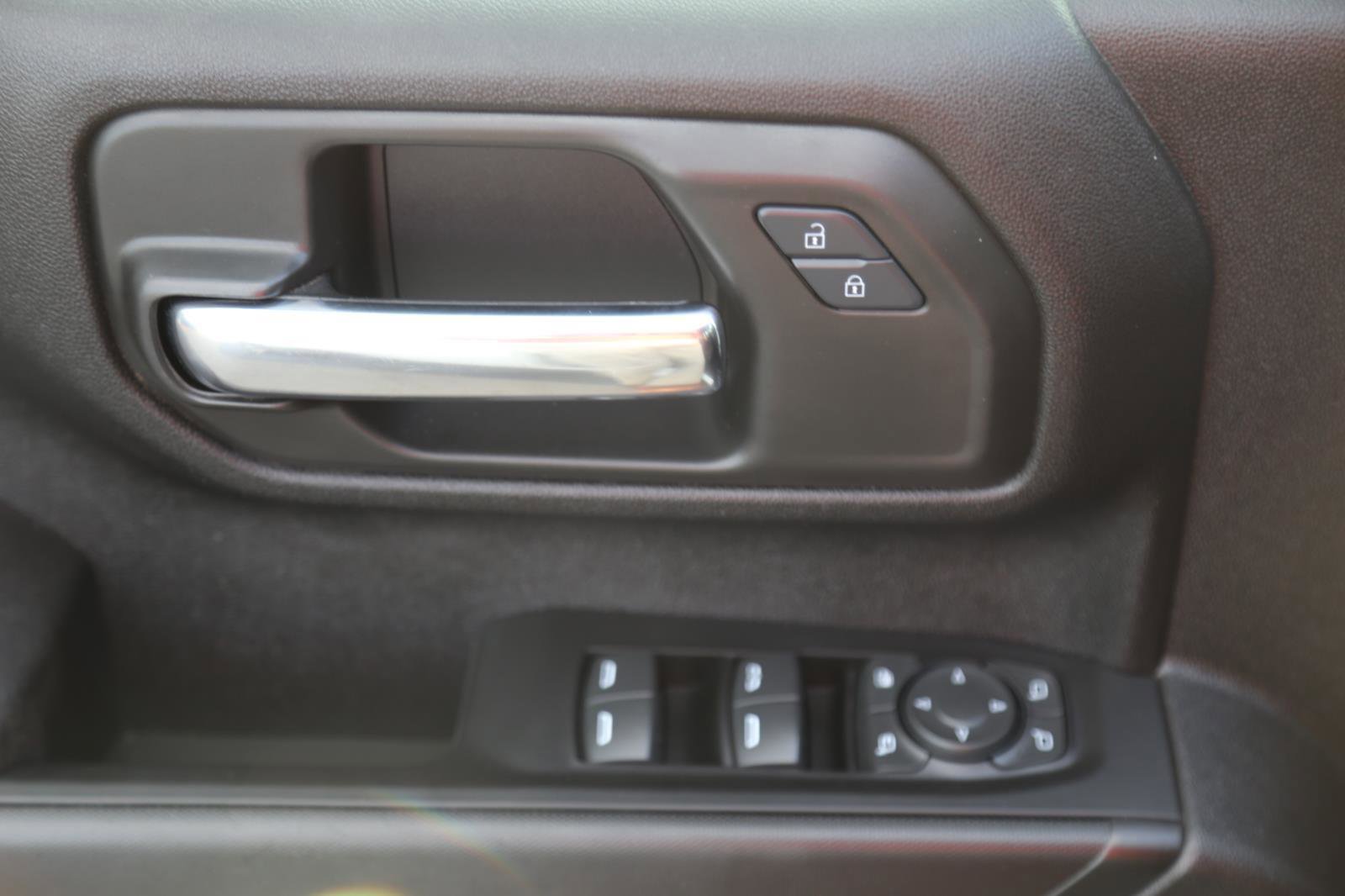 Used 2024 GMC Sierra 2500 Pro w/ 1SA Pro Safety Plus Package AWD/4WD image 6